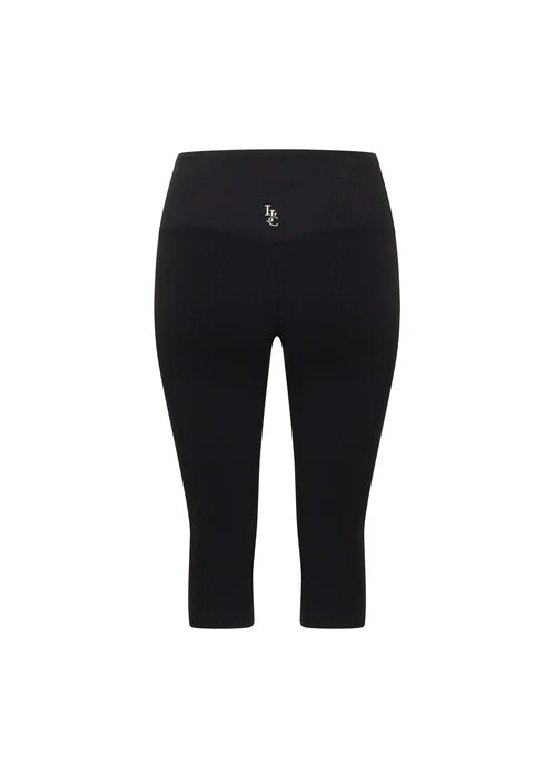 Irresistible 3/4 Capri Leggings - Black