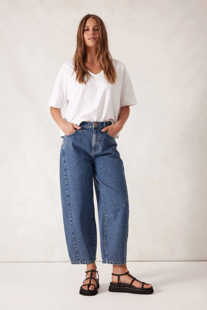 Maggie Tapered Barrel Jeans - Fresh Indigo