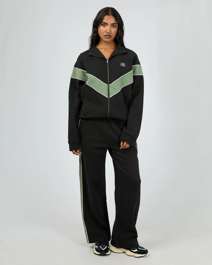 Active Panel Zip Thru - Black