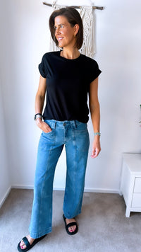 Rhodes Tee - Black - Sare StoreLittle LiesTee