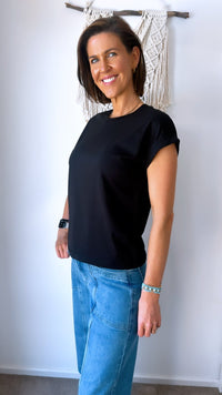 Rhodes Tee - Black - Sare StoreLittle LiesTee