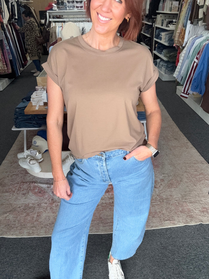 Rhodes Tee - Mocha