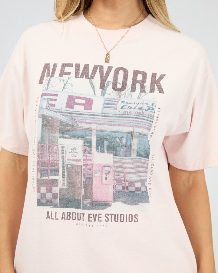 New York Diner Relaxed Tee - Pink