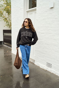 Isla Oversized Slouchy Crew - Phantom/White Heritage Outline