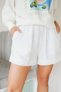 Mila Short - White Broderie