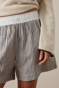 Mila Short - Brown White Small Stripe