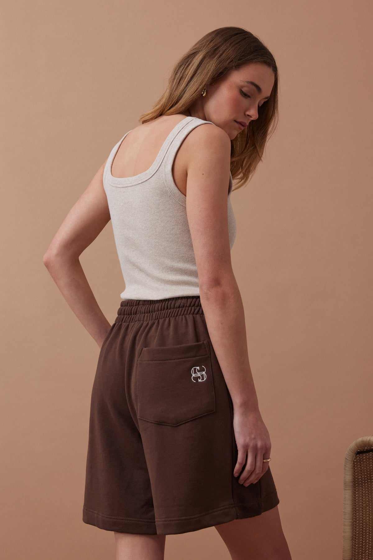 Lulu Reverse Panel Short - Chocolate