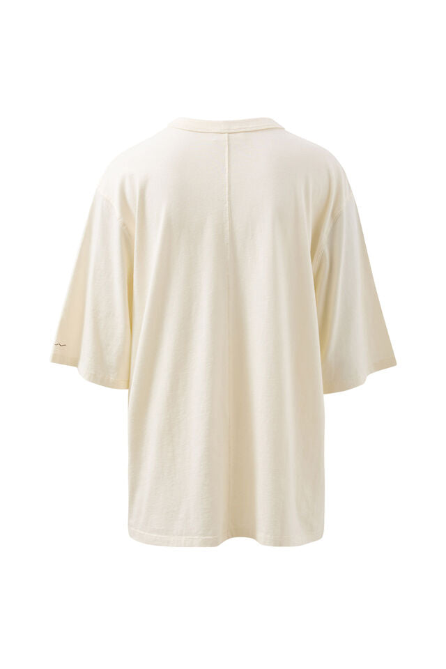Liv Oversized Tee - Shell/Island Palms