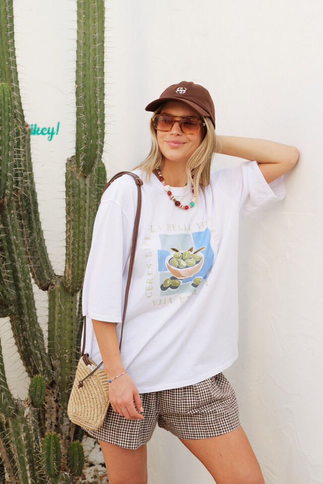Liv Oversized Tee - White/La Belle Vita