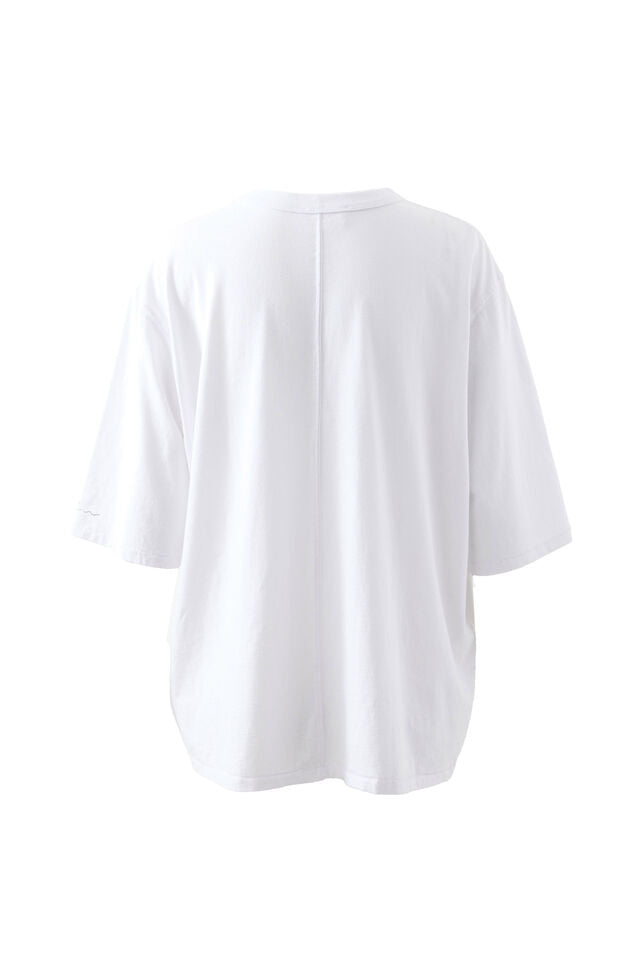 Liv Oversized Tee - White/La Belle Vita