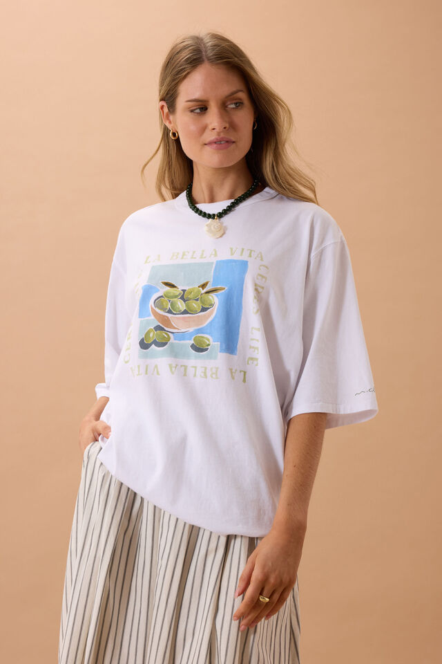 Liv Oversized Tee - White/La Belle Vita