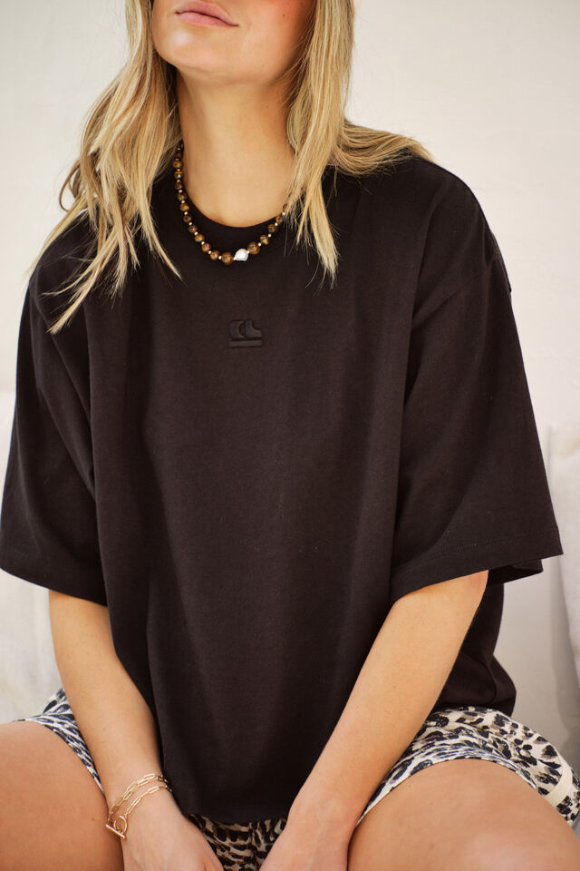 Phoebe Premium Tee - Black