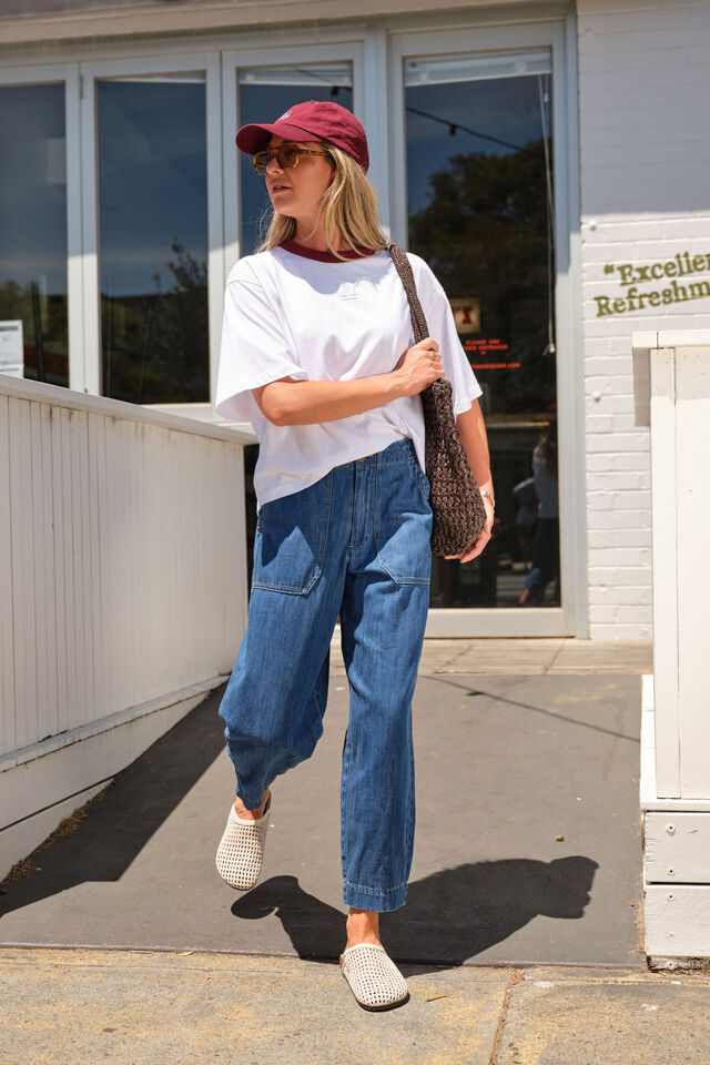 Phoebe Premium Tee - White/Burgundy