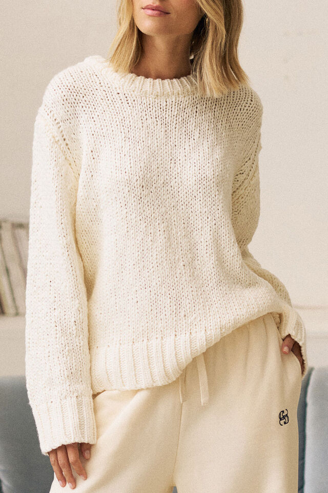 Sage Chunky Knit Crew - Marshmallow