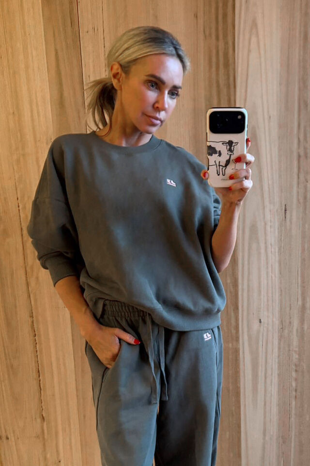 Quinn Slouchy Crew - Washed Olive