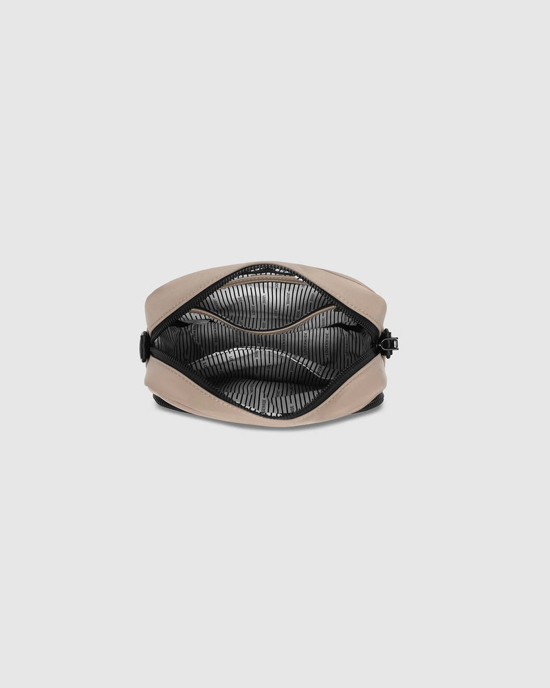 London Camera Crossbody Bag - Mocha
