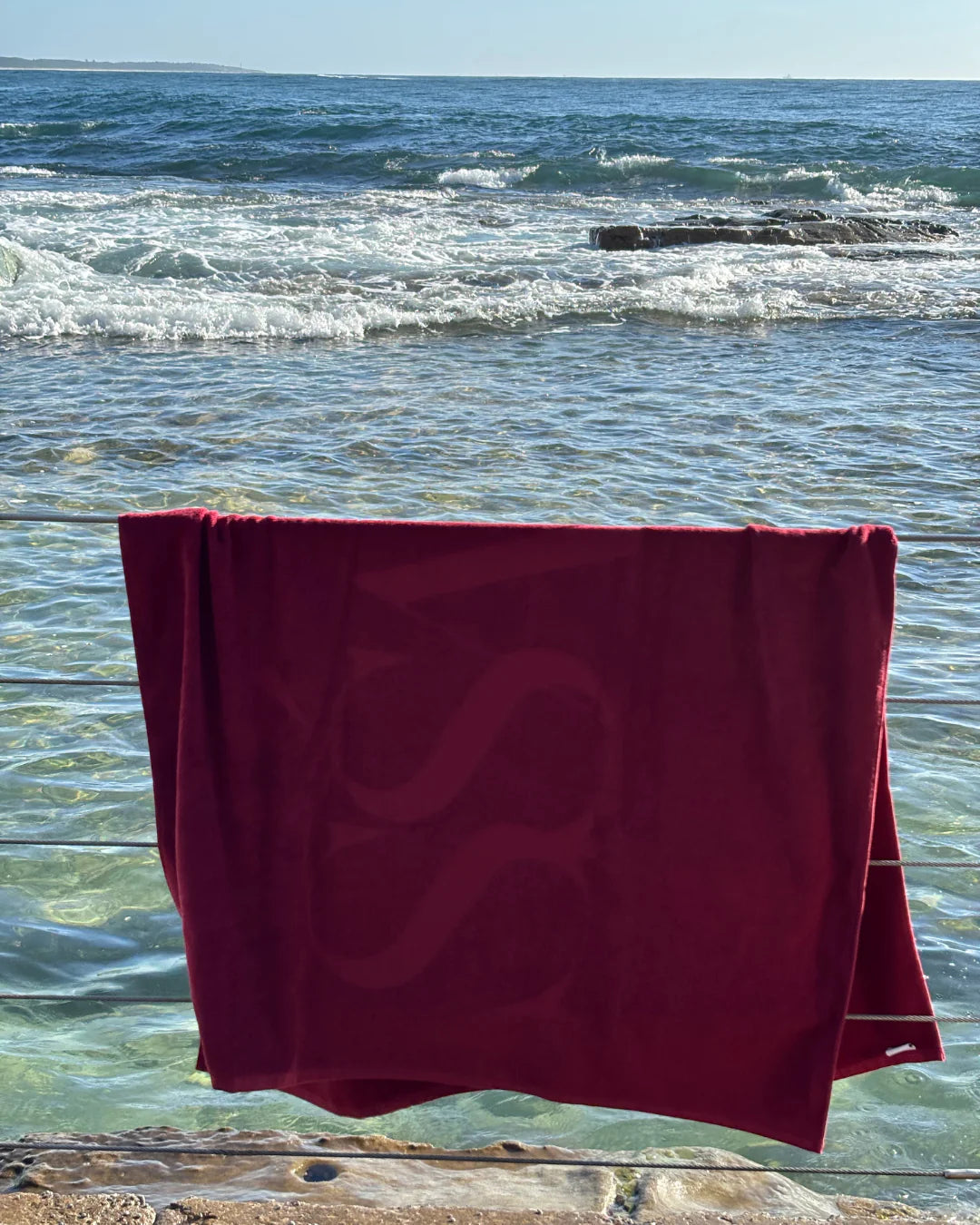 SŚAINT CHERRY TERRY TOWEL