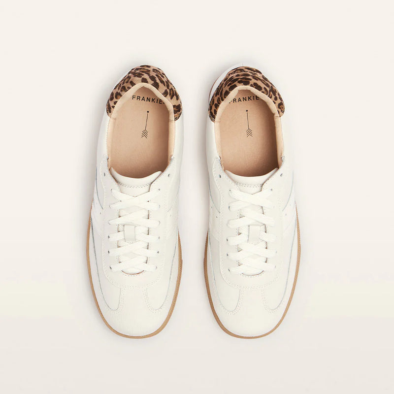 Levi White/Leopard Print