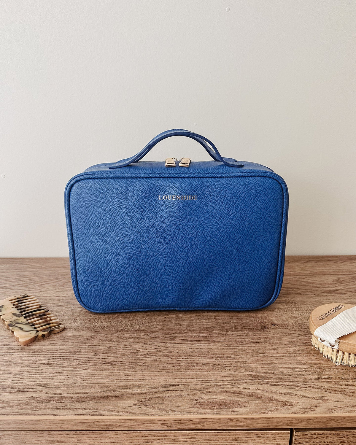 Georgie Cosmetic Case - Ocean Blue