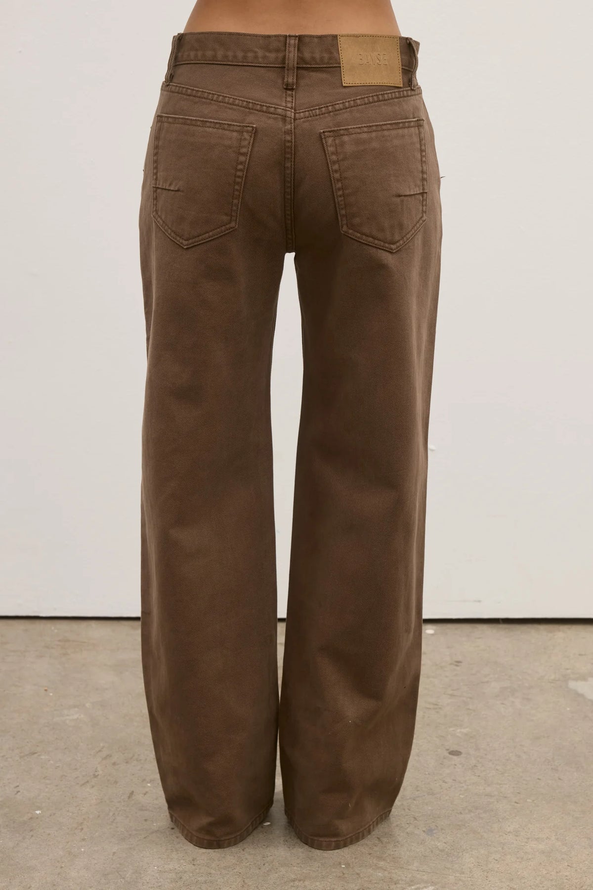Avery Mid Rise Jean - Chocolate