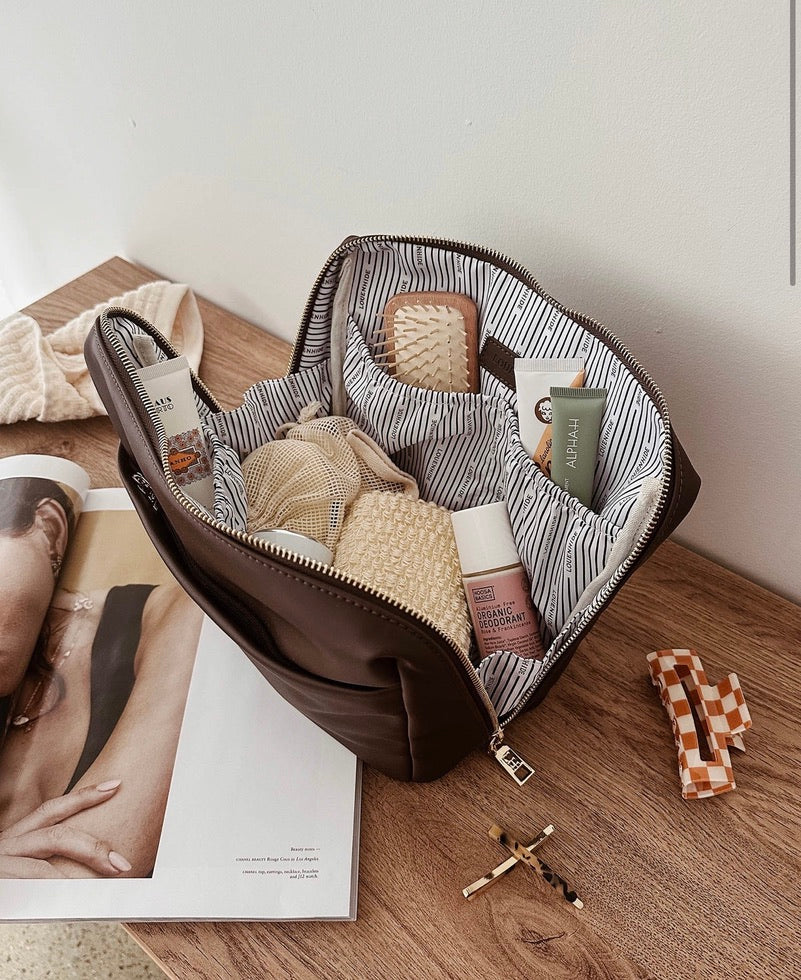 Vanessa Cosmetic Bag - Chocolate