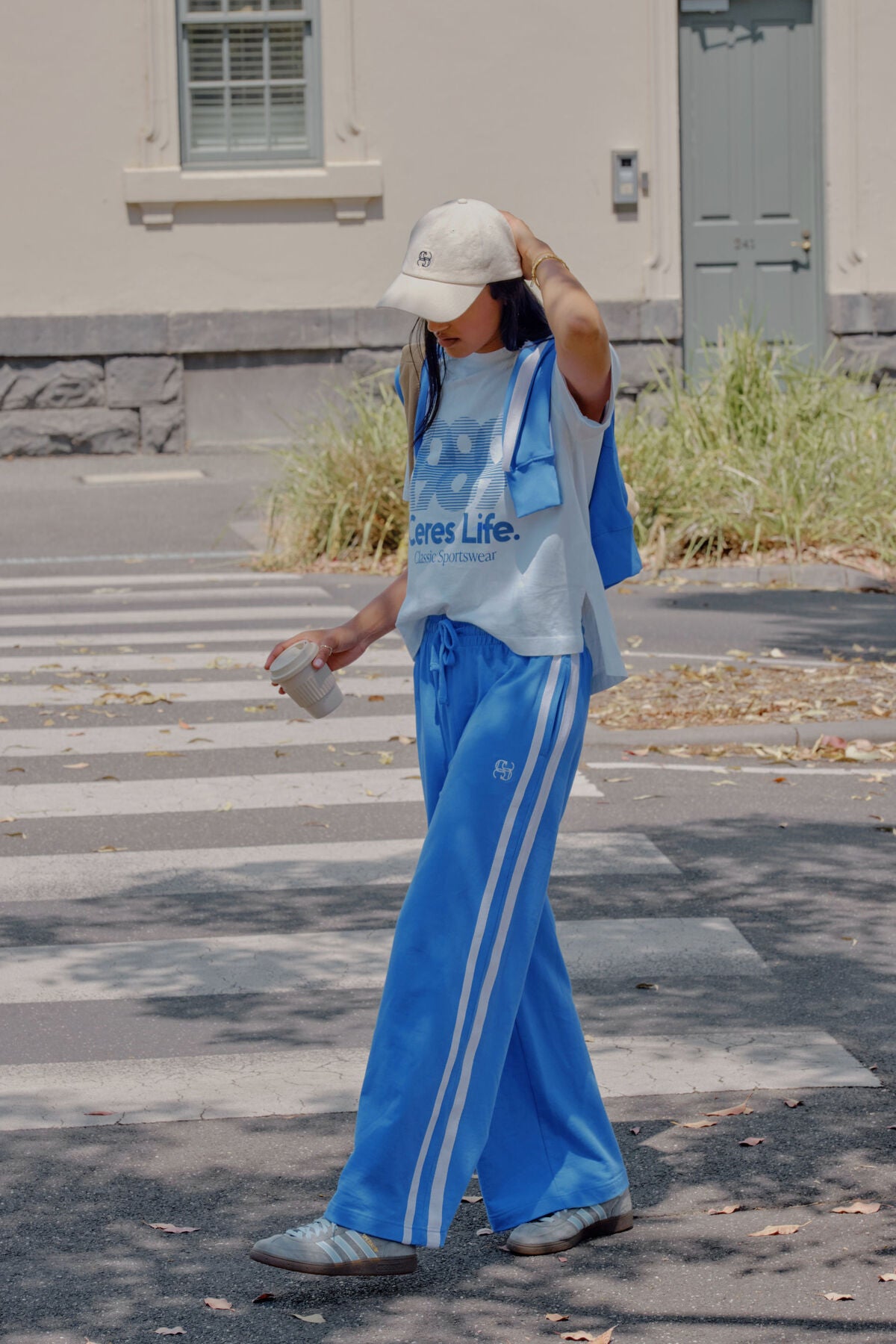 Stevie Slouchy Tee - White/80’s sport