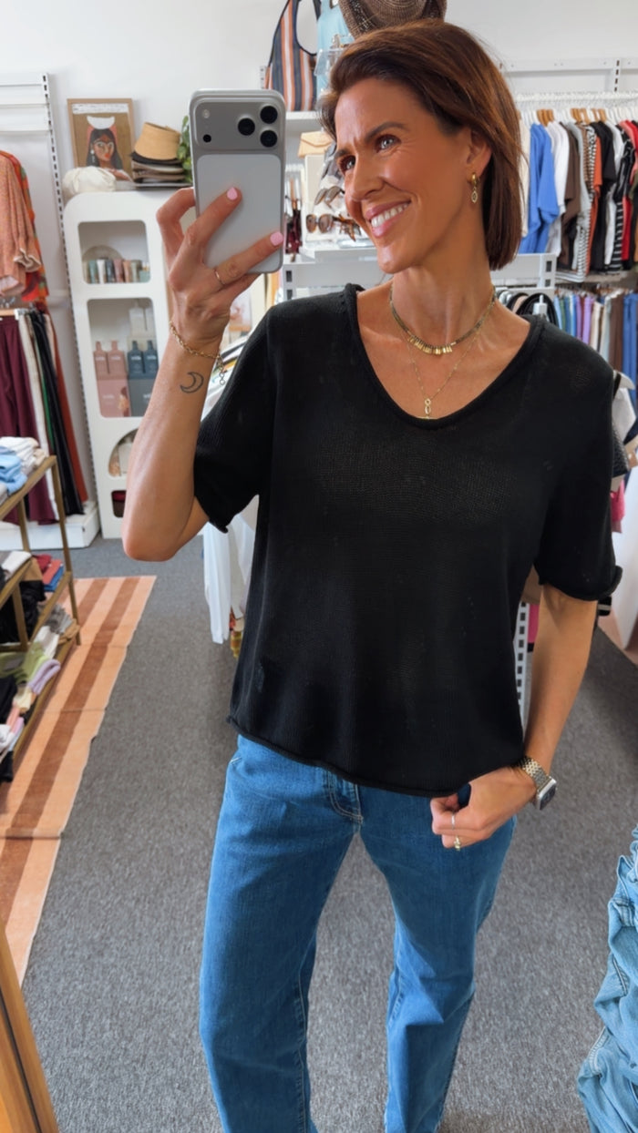 Scoop Neck Spring Tee - Black