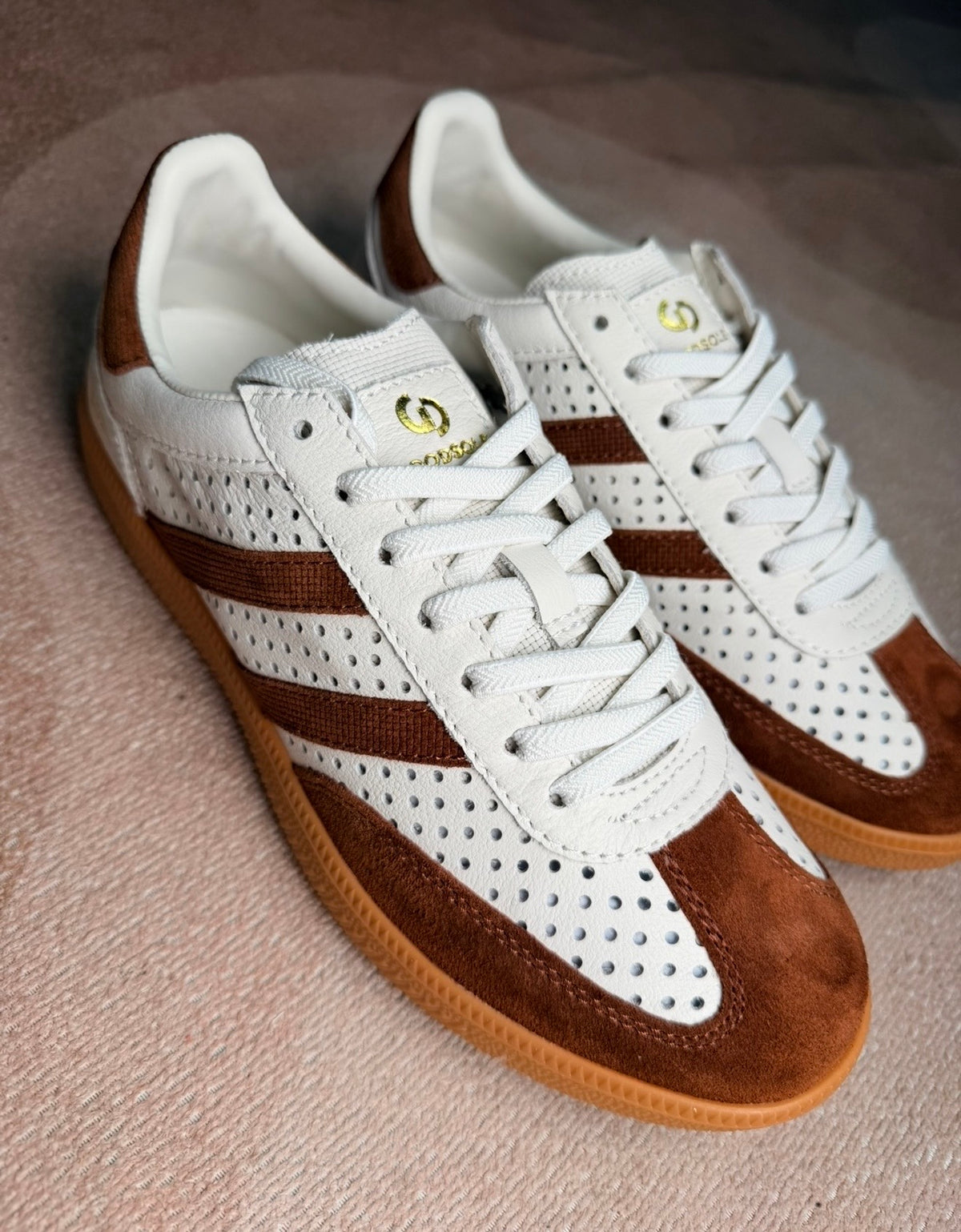 Goodsole 2001 Kindred Punched - Beige/Choc Leather