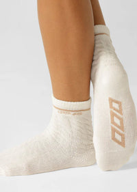 Cable Knit Crew Socks - Cream & Latte