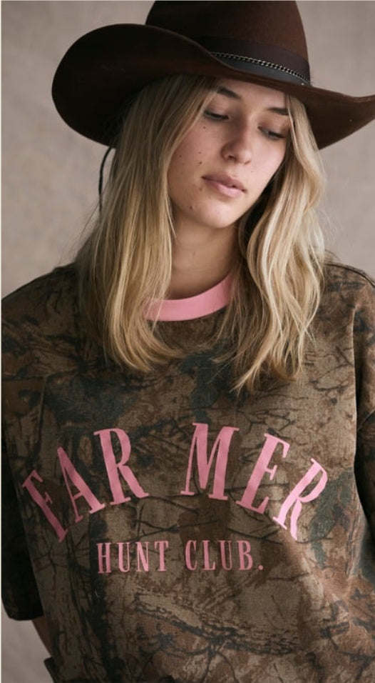 Hunt Club Tee