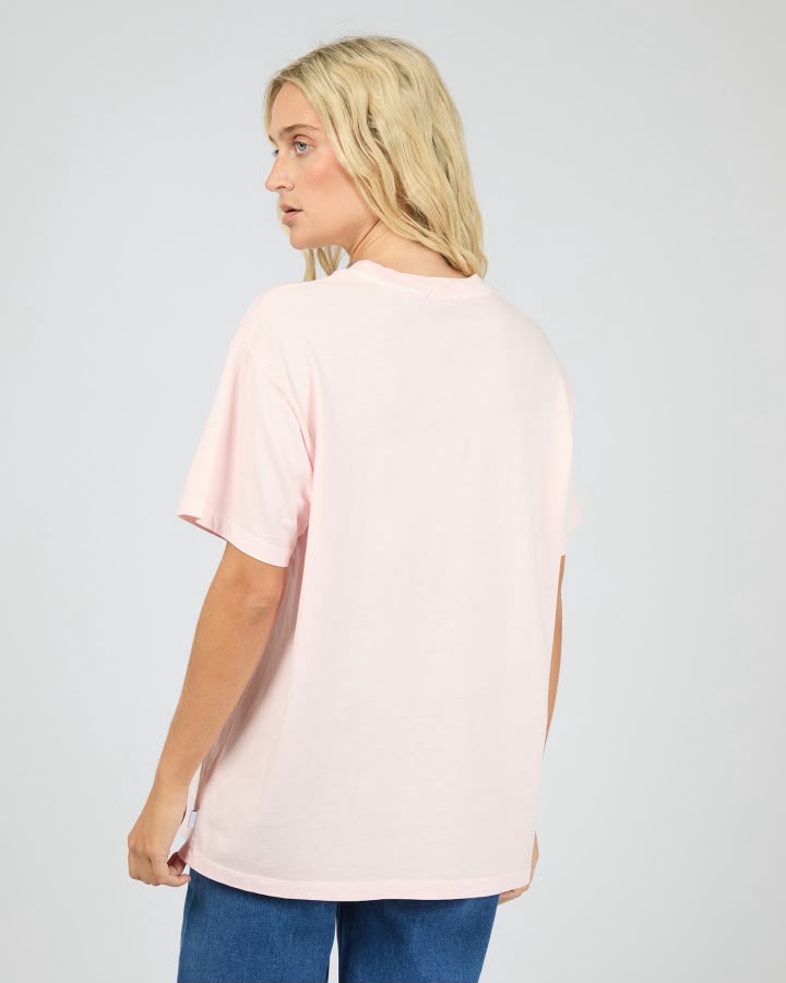 AAE Timeless Tee - Pink. All About Eve
