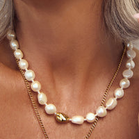 Hariette Pearl Necklace