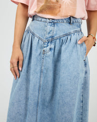 Arlo Maxi Skirt - Light Blue. All About Eve