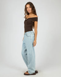 Atlas Off Shoulder Top - Chocolate