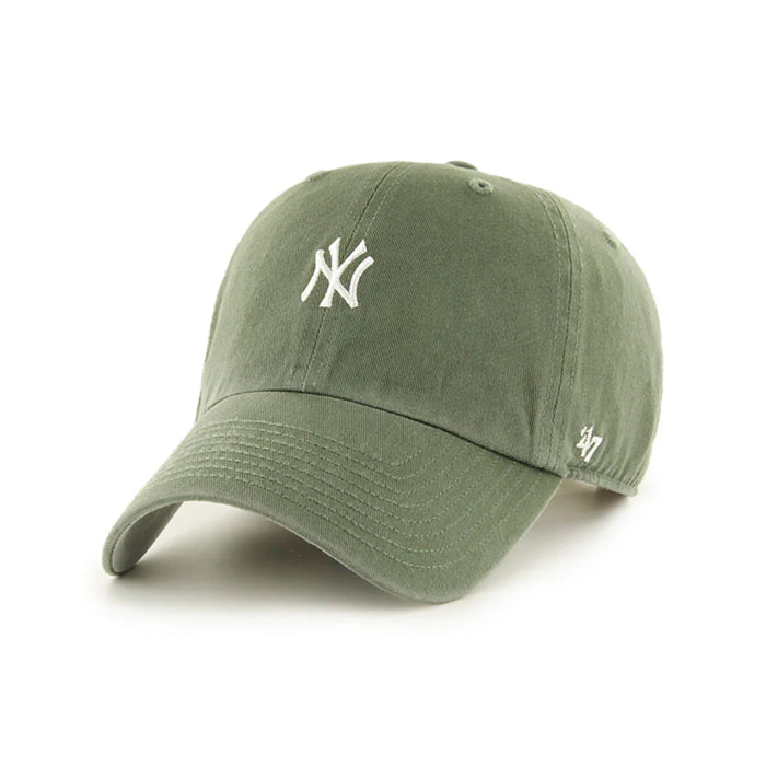 New York Yankees Moss/White Base Runner 47 Clean UP