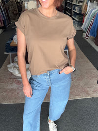 Rhodes Tee - Mocha