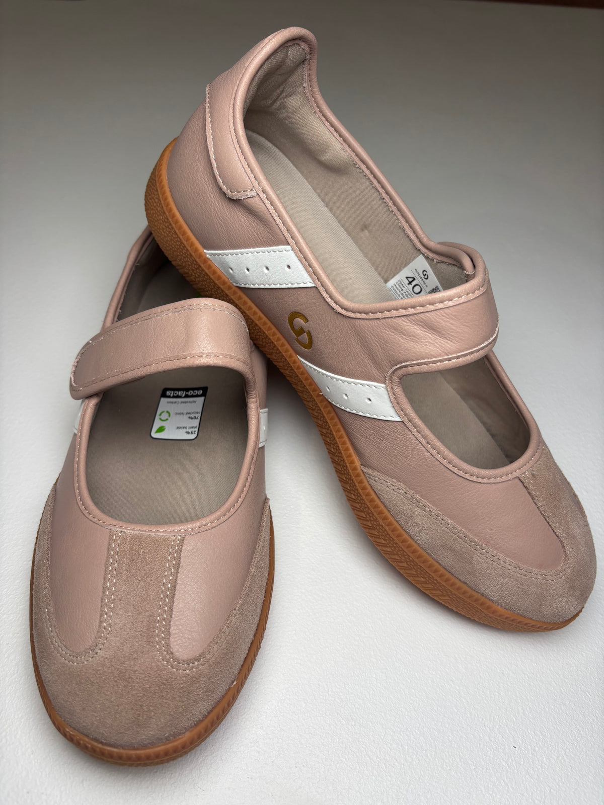 Goodsole 2001 Parlay - Stucco/White Leather