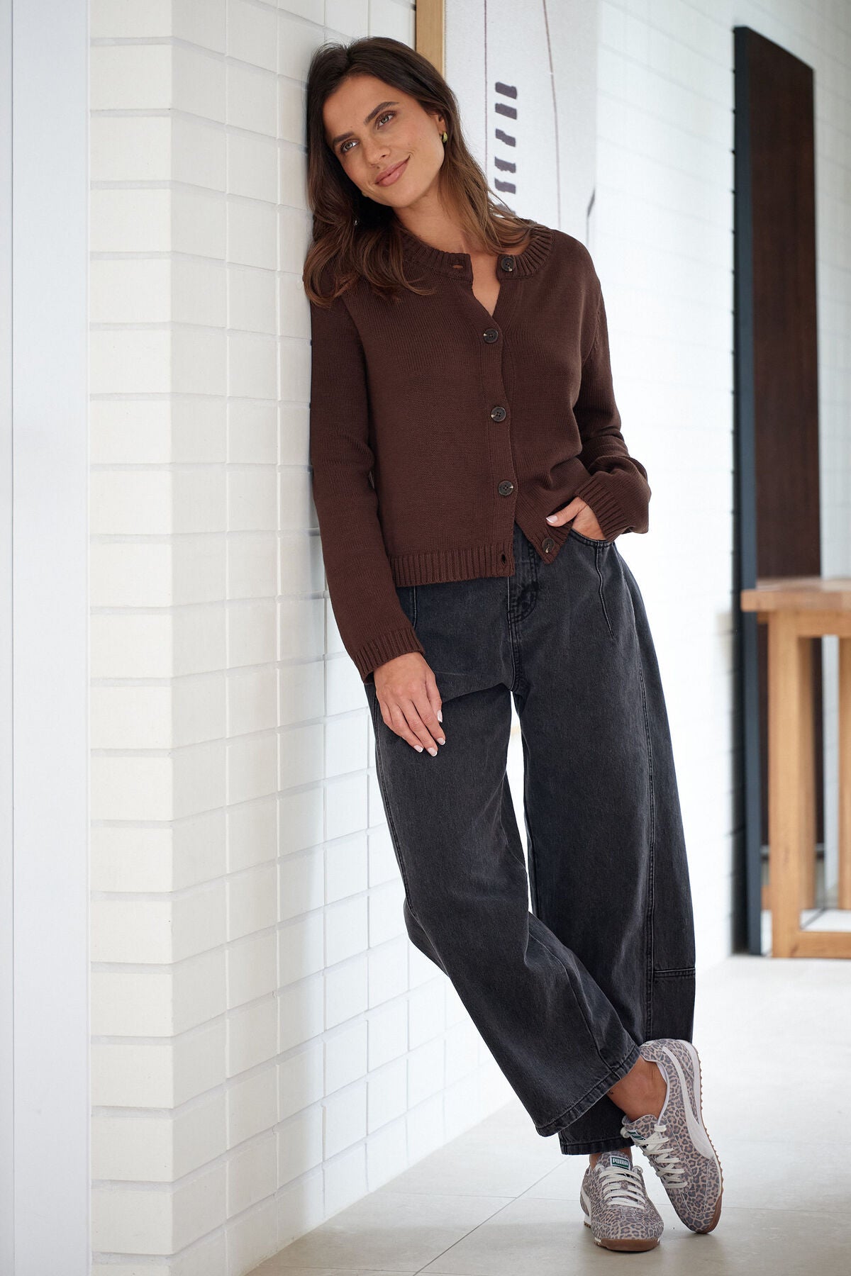 Darted Barrel Jean - Faded Black