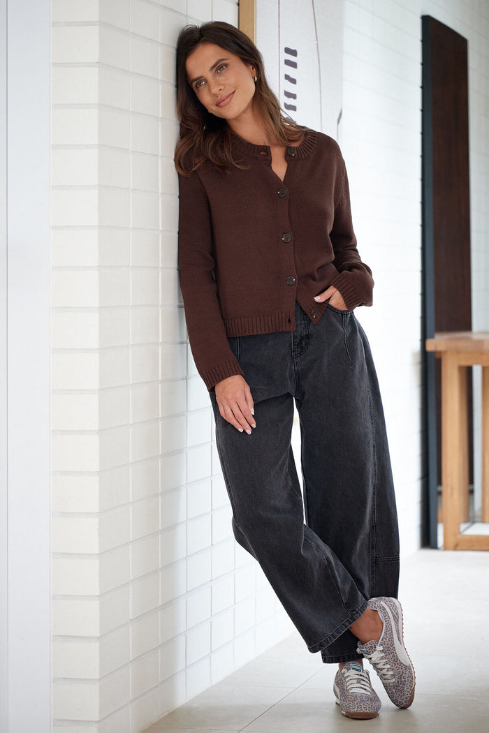 Darted Barrel Jean - Faded Black