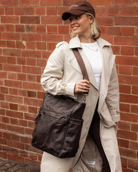 Bronx Backpack - Chocolate. Louenhide