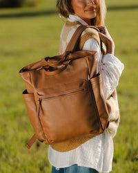 Bronx Backpack - Nutmeg. Louenhide