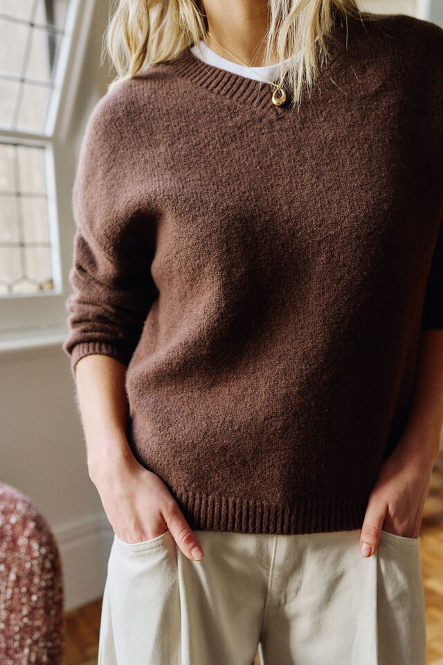 June V Neck Knit Pullover - Chocolate