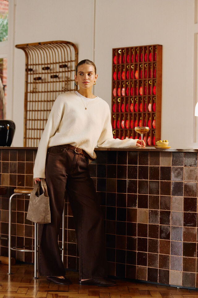 June V Neck Knit Pullover - Milk