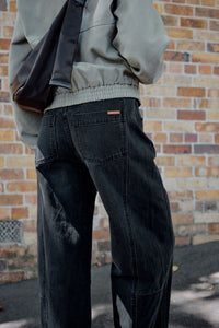 Demi Barrel Jean - Faded Black