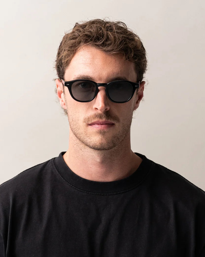 Elio - Black/Iron Grey Polar