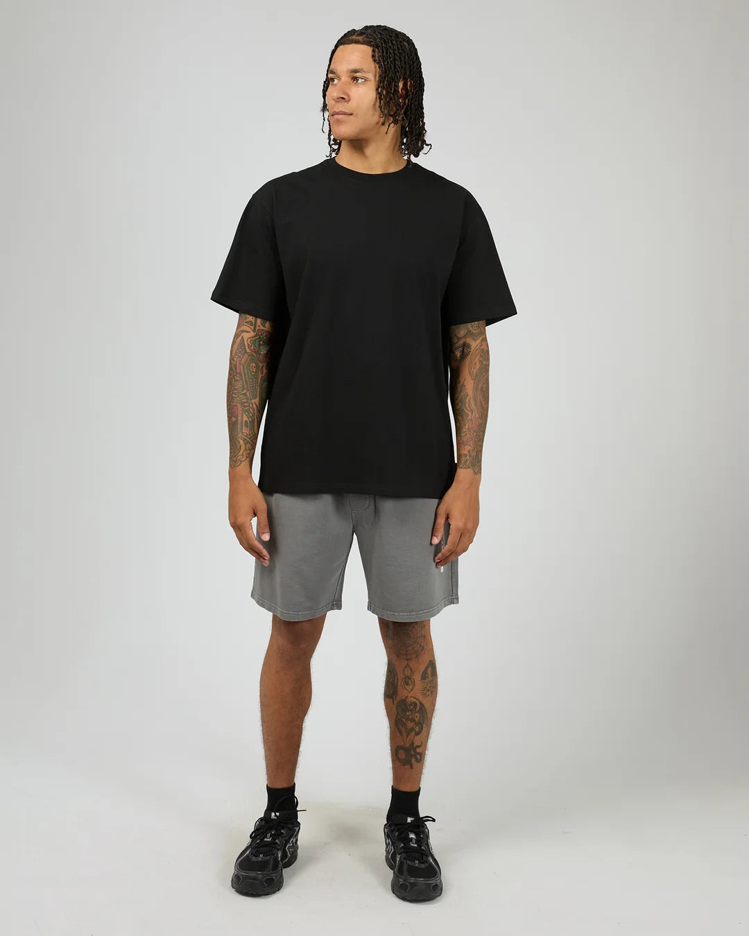 Essential Theory Short V2 - Charcoal. Silent Theory Mens