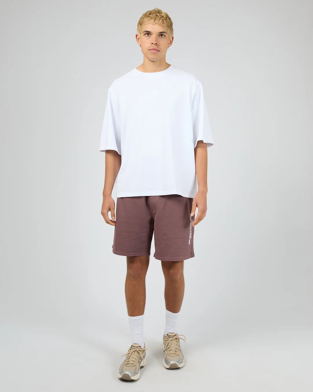 Essential Theory Short V2 - Vino. Silent Theory Mens