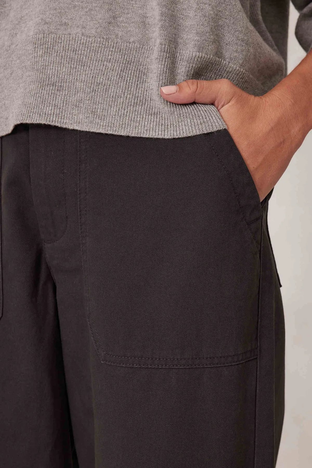 The Weekender Pant - Washed Black