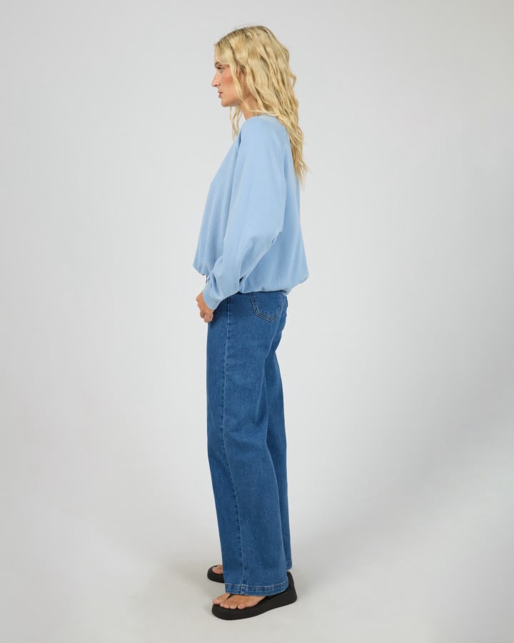 Flynn Washed Box Raglan Crew - Blue. All About Eve