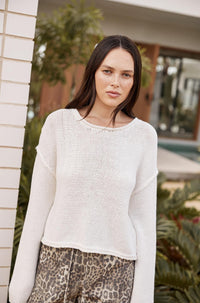Raya Jumper – White